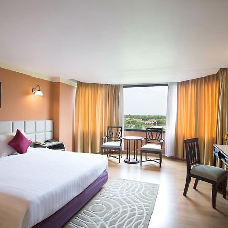 The Imperial Hotel & Convention Centre Phitsanulok Exteriér fotografie