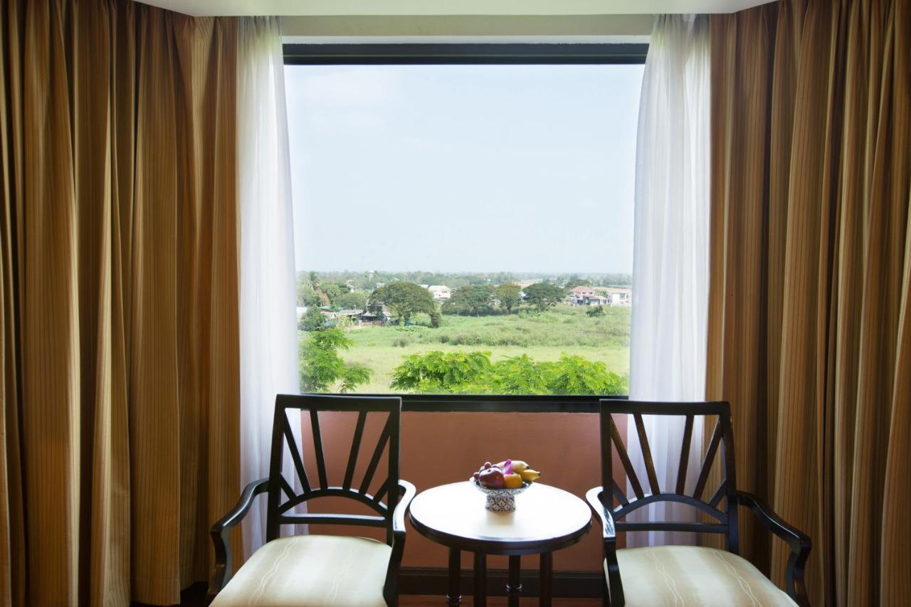 The Imperial Hotel & Convention Centre Phitsanulok Exteriér fotografie